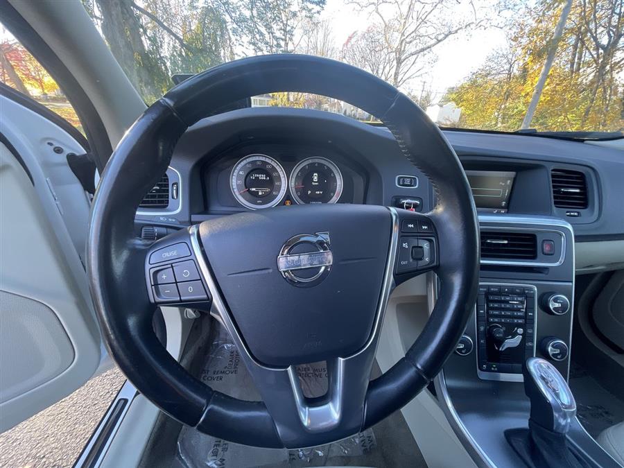 Used Volvo S60 4dr Sdn T5 AWD 2013 | Wiz Leasing Inc. Stratford, Connecticut Used Volvo S60 4dr Sdn T5 AWD 2013 | Wiz Leasing Inc. Stratford, Connecticut
