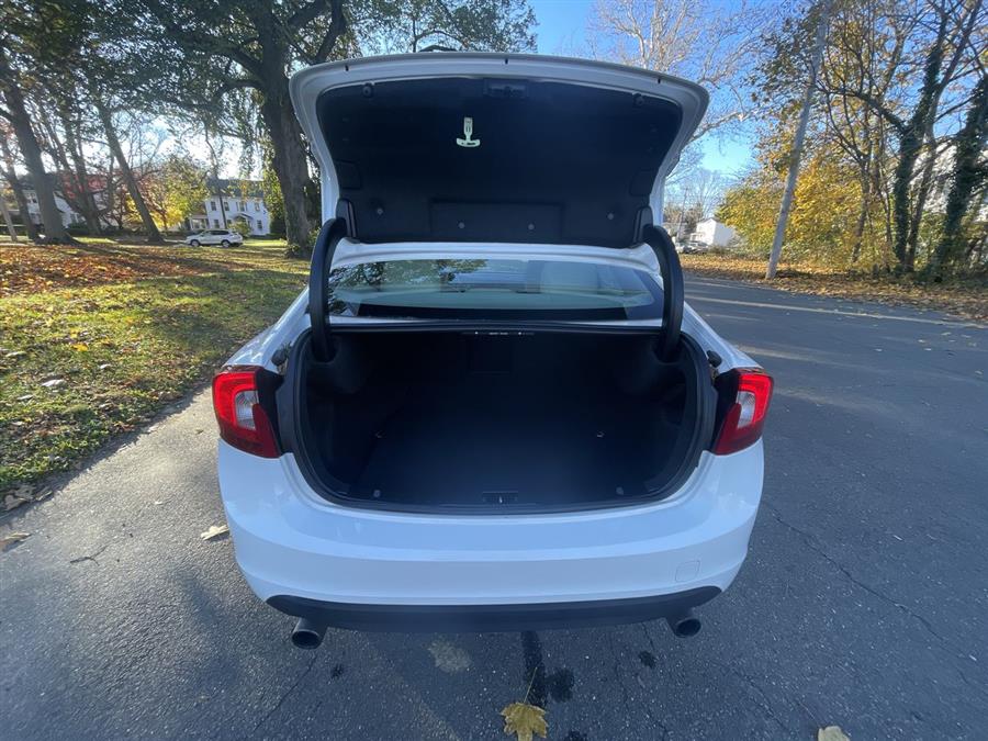 Used Volvo S60 4dr Sdn T5 AWD 2013 | Wiz Leasing Inc. Stratford, Connecticut Used Volvo S60 4dr Sdn T5 AWD 2013 | Wiz Leasing Inc. Stratford, Connecticut