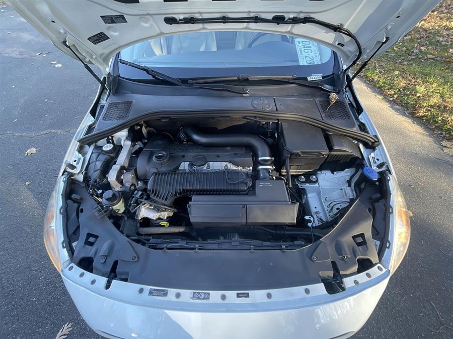 Used Volvo S60 4dr Sdn T5 AWD 2013 | Wiz Leasing Inc. Stratford, Connecticut Used Volvo S60 4dr Sdn T5 AWD 2013 | Wiz Leasing Inc. Stratford, Connecticut