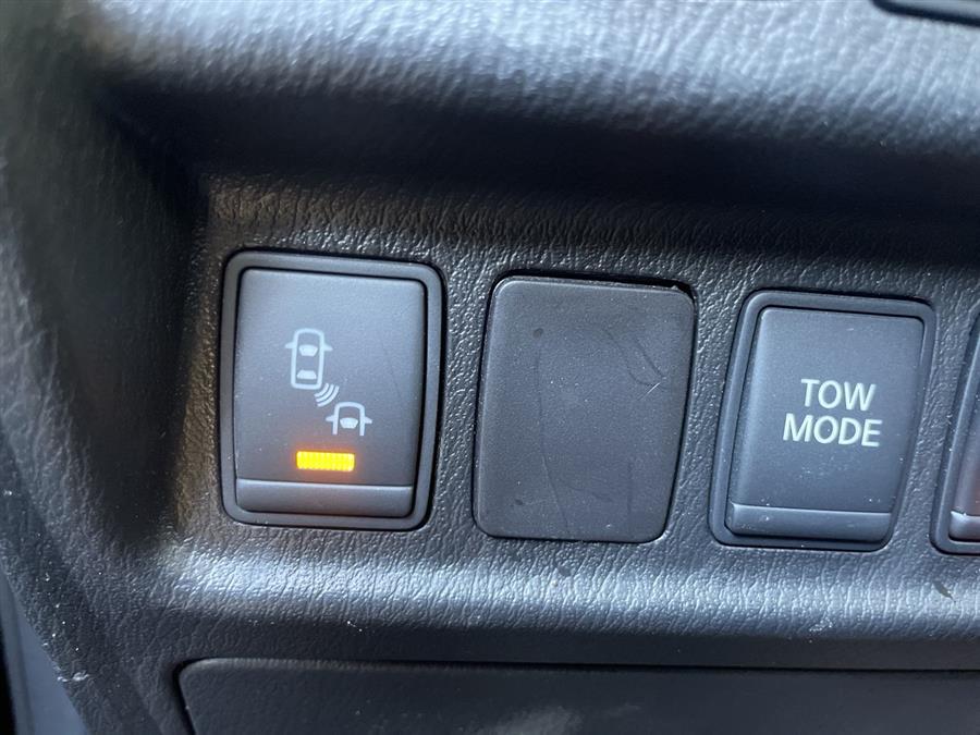 2016 Nissan Pathfinder 4WD 4dr SV, available for sale in Stratford, Connecticut | Wiz Leasing Inc. Stratford, Connecticut 2016 Nissan Pathfinder 4WD 4dr SV, available for sale in Stratford, Connecticut | Wiz Leasing Inc. Stratford, Connecticut