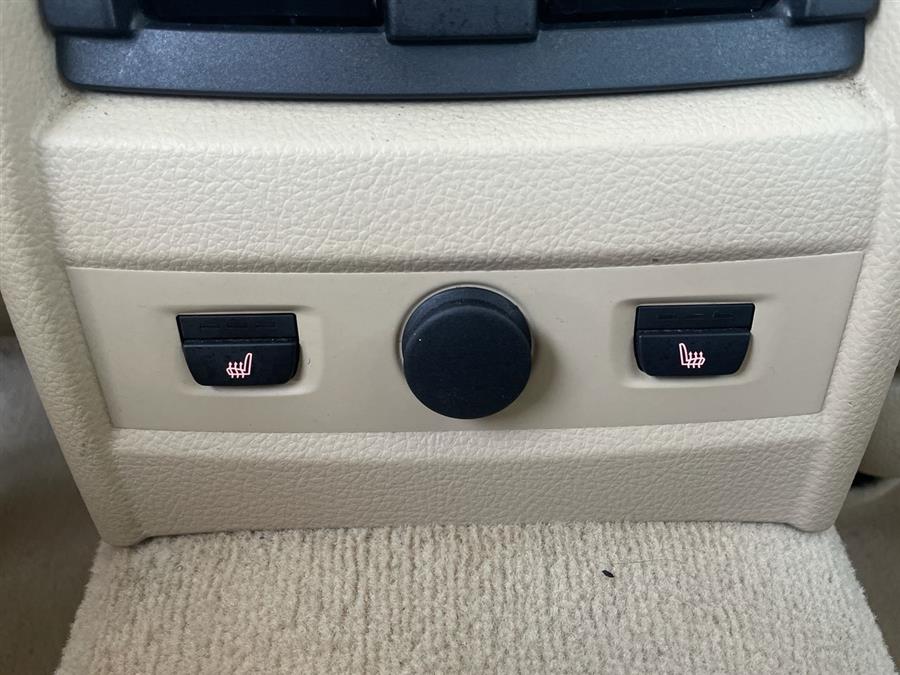 2013 BMW 3 Series 4dr Sdn 328i xDrive AWD SULEV South Africa, available for sale in Stratford, Connecticut | Wiz Leasing Inc. Stratford, Connecticut 2013 BMW 3 Series 4dr Sdn 328i xDrive AWD SULEV South Africa, available for sale in Stratford, Connecticut | Wiz Leasing Inc. Stratford, Connecticut
