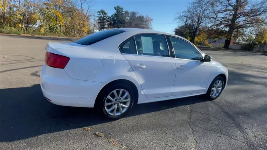 Used Volkswagen Jetta Sedan 4dr Man SE w/Convenience 2013 | Wiz Leasing Inc. Stratford, Connecticut Used Volkswagen Jetta Sedan 4dr Man SE w/Convenience 2013 | Wiz Leasing Inc. Stratford, Connecticut