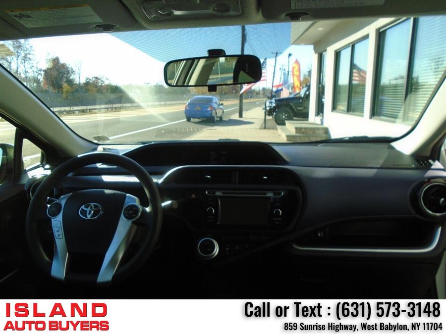 Used Toyota Prius c Two 4dr Hatchback 2016 | Island Auto Buyers. West Babylon, New York Used Toyota Prius c Two 4dr Hatchback 2016 | Island Auto Buyers. West Babylon, New York
