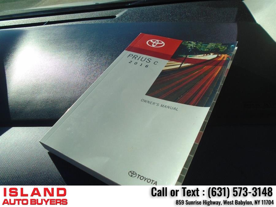 Used Toyota Prius c Two 4dr Hatchback 2016 | Island Auto Buyers. West Babylon, New York Used Toyota Prius c Two 4dr Hatchback 2016 | Island Auto Buyers. West Babylon, New York