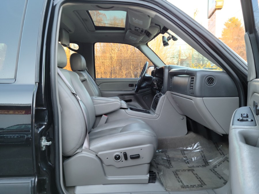 2005 Chevrolet Tahoe AWD LT Leather Sunroof DVD 3rd Raw LOADED, available for sale in East Windsor, Connecticut | Toro Auto. East Windsor, Connecticut 2005 Chevrolet Tahoe AWD LT Leather Sunroof DVD 3rd Raw LOADED, available for sale in East Windsor, Connecticut | Toro Auto. East Windsor, Connecticut