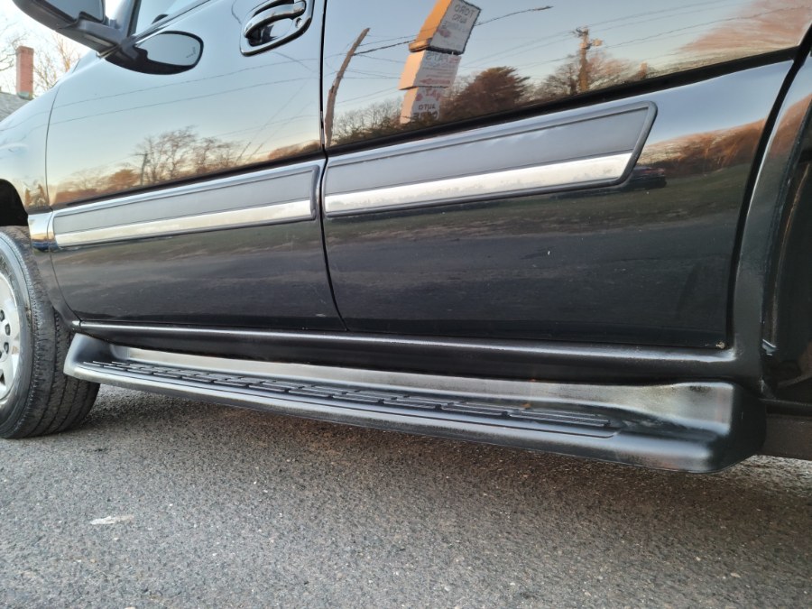 2005 Chevrolet Tahoe AWD LT Leather Sunroof DVD 3rd Raw LOADED, available for sale in East Windsor, Connecticut | Toro Auto. East Windsor, Connecticut 2005 Chevrolet Tahoe AWD LT Leather Sunroof DVD 3rd Raw LOADED, available for sale in East Windsor, Connecticut | Toro Auto. East Windsor, Connecticut
