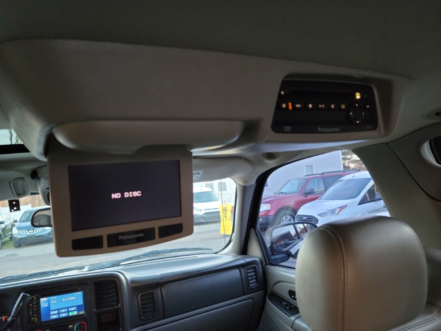 2005 Chevrolet Tahoe AWD LT Leather Sunroof DVD 3rd Raw LOADED, available for sale in East Windsor, Connecticut | Toro Auto. East Windsor, Connecticut 2005 Chevrolet Tahoe AWD LT Leather Sunroof DVD 3rd Raw LOADED, available for sale in East Windsor, Connecticut | Toro Auto. East Windsor, Connecticut