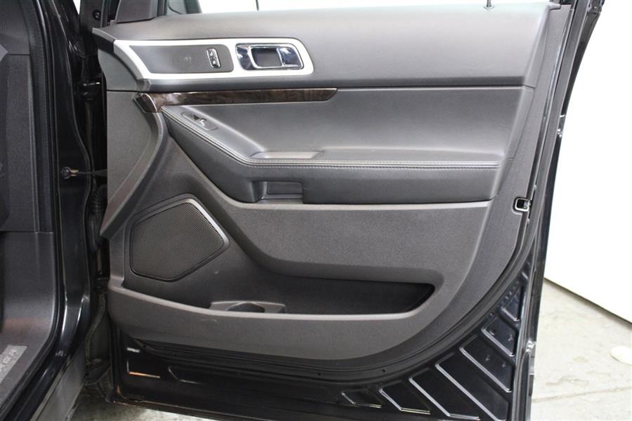 Used Ford Explorer LIMITED 2014 | Fast Track Motors. Paterson, New Jersey Used Ford Explorer LIMITED 2014 | Fast Track Motors. Paterson, New Jersey