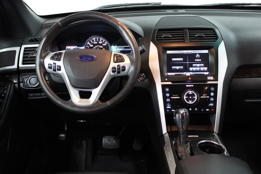 Used Ford Explorer LIMITED 2014 | Fast Track Motors. Paterson, New Jersey Used Ford Explorer LIMITED 2014 | Fast Track Motors. Paterson, New Jersey