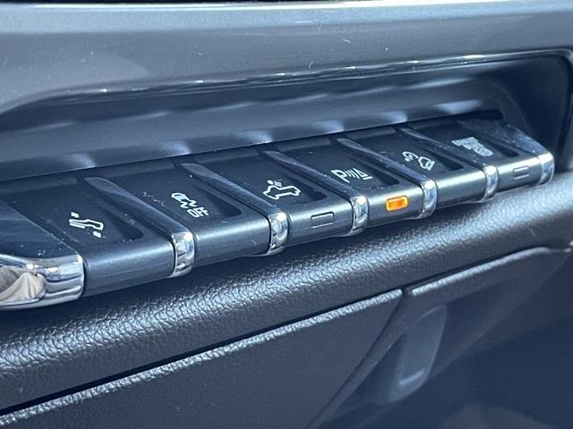 Used Chevrolet Silverado 3500hd LTZ 2016 | Blasius Federal Road. Brookfield, Connecticut Used Chevrolet Silverado 3500hd LTZ 2016 | Blasius Federal Road. Brookfield, Connecticut