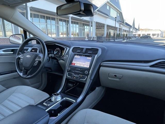Used Ford Fusion SE 2019 | Blasius Federal Road. Brookfield, Connecticut Used Ford Fusion SE 2019 | Blasius Federal Road. Brookfield, Connecticut