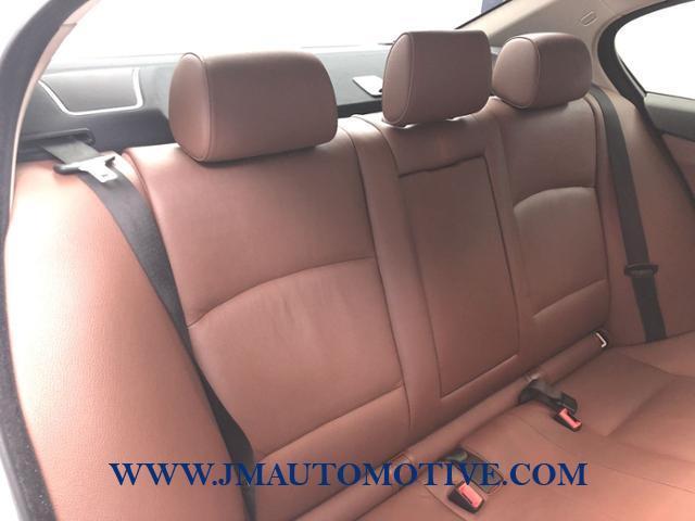 2014 BMW 5 Series 4dr Sdn 528i xDrive AWD, available for sale in Naugatuck, Connecticut | J&M Automotive Sls&Svc LLC. Naugatuck, Connecticut 2014 BMW 5 Series 4dr Sdn 528i xDrive AWD, available for sale in Naugatuck, Connecticut | J&M Automotive Sls&Svc LLC. Naugatuck, Connecticut