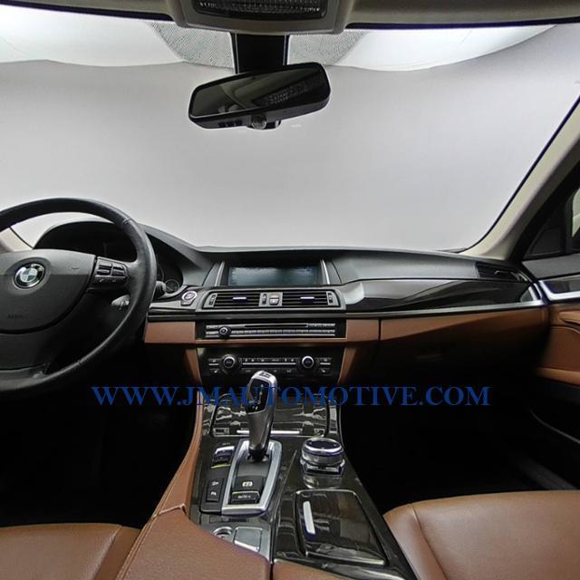 2014 BMW 5 Series 4dr Sdn 528i xDrive AWD, available for sale in Naugatuck, Connecticut | J&M Automotive Sls&Svc LLC. Naugatuck, Connecticut 2014 BMW 5 Series 4dr Sdn 528i xDrive AWD, available for sale in Naugatuck, Connecticut | J&M Automotive Sls&Svc LLC. Naugatuck, Connecticut