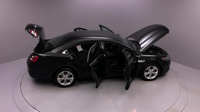 2015 Ford Taurus 4dr Sdn SEL FWD, available for sale in Naugatuck, Connecticut | J&M Automotive Sls&Svc LLC. Naugatuck, Connecticut 2015 Ford Taurus 4dr Sdn SEL FWD, available for sale in Naugatuck, Connecticut | J&M Automotive Sls&Svc LLC. Naugatuck, Connecticut