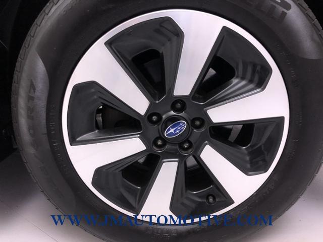 Used Subaru Forester 2.5i Premium CVT 2017 | J&M Automotive Sls&Svc LLC. Naugatuck, Connecticut Used Subaru Forester 2.5i Premium CVT 2017 | J&M Automotive Sls&Svc LLC. Naugatuck, Connecticut