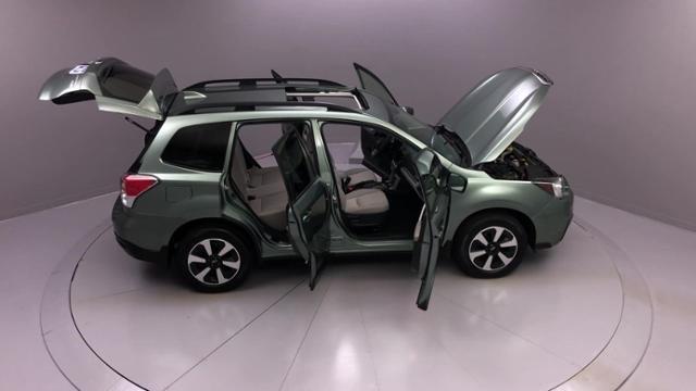 Used Subaru Forester 2.5i Premium CVT 2017 | J&M Automotive Sls&Svc LLC. Naugatuck, Connecticut Used Subaru Forester 2.5i Premium CVT 2017 | J&M Automotive Sls&Svc LLC. Naugatuck, Connecticut