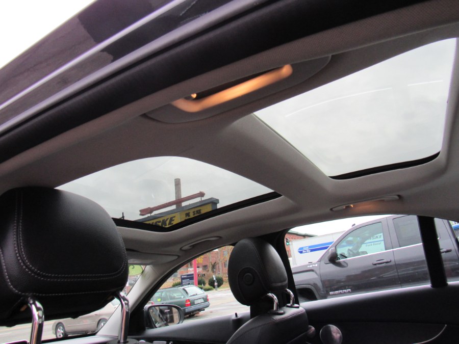 Used Mercedes-Benz C300 Base 2016 | Hilario's Auto Sales Inc.. Worcester, Massachusetts Used Mercedes-Benz C300 Base 2016 | Hilario's Auto Sales Inc.. Worcester, Massachusetts
