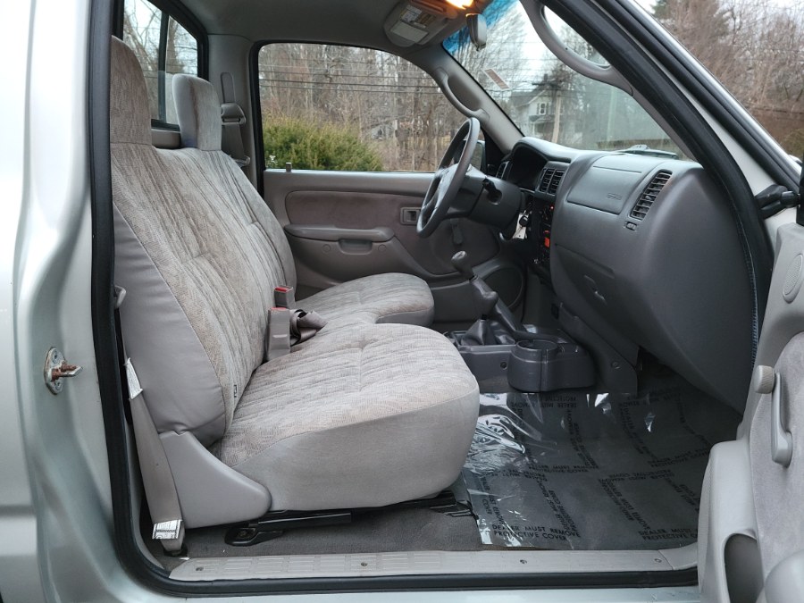 2003 Toyota Tacoma SR5 Reg Cab Manual 4WD (Natl), available for sale in East Windsor, Connecticut | Toro Auto. East Windsor, Connecticut 2003 Toyota Tacoma SR5 Reg Cab Manual 4WD (Natl), available for sale in East Windsor, Connecticut | Toro Auto. East Windsor, Connecticut