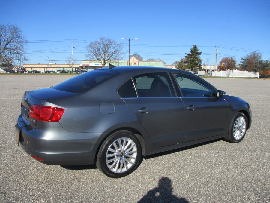 2012 Volkswagen Jetta Sedan 4dr Auto SEL w/Premium & Sunroof PZEV, available for sale in Massapequa, New York | South Shore Auto Brokers & Sales. Massapequa, New York 2012 Volkswagen Jetta Sedan 4dr Auto SEL w/Premium & Sunroof PZEV, available for sale in Massapequa, New York | South Shore Auto Brokers & Sales. Massapequa, New York