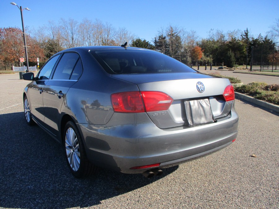 2012 Volkswagen Jetta Sedan 4dr Auto SEL w/Premium & Sunroof PZEV, available for sale in Massapequa, New York | South Shore Auto Brokers & Sales. Massapequa, New York 2012 Volkswagen Jetta Sedan 4dr Auto SEL w/Premium & Sunroof PZEV, available for sale in Massapequa, New York | South Shore Auto Brokers & Sales. Massapequa, New York