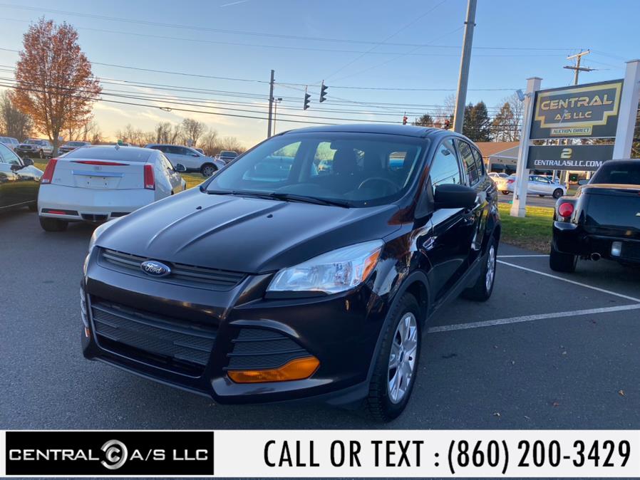 Used Ford Escape FWD 4dr S 2013 | Central A/S LLC. East Windsor, Connecticut Used Ford Escape FWD 4dr S 2013 | Central A/S LLC. East Windsor, Connecticut