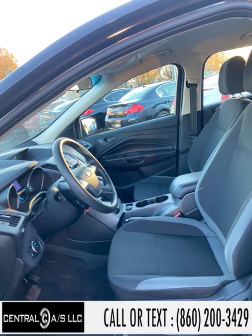 Used Ford Escape FWD 4dr S 2013 | Central A/S LLC. East Windsor, Connecticut Used Ford Escape FWD 4dr S 2013 | Central A/S LLC. East Windsor, Connecticut