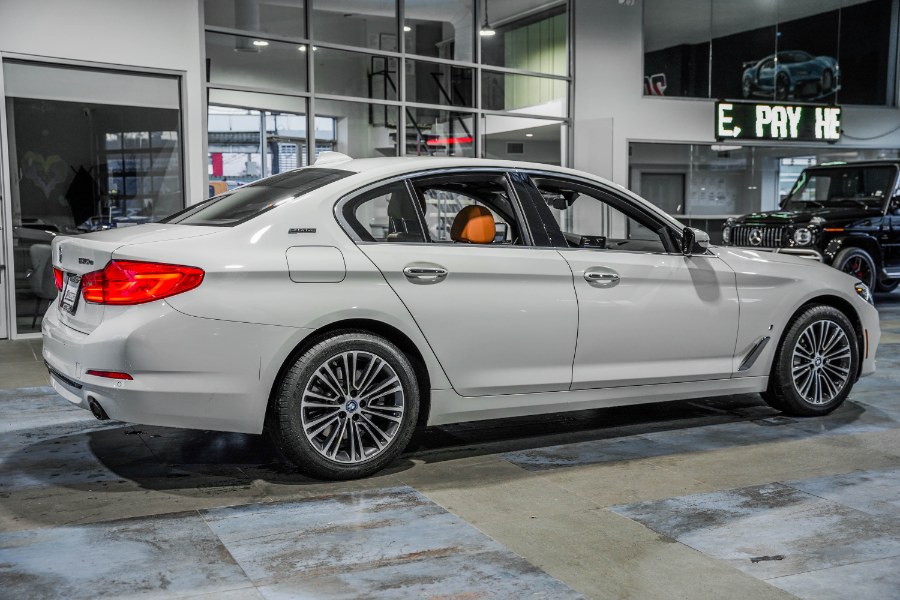 Used BMW 5 Series 530e xDrive iPerformance Plug-In Hybrid 2018 | 26 Motors Corp. Bronx, New York Used BMW 5 Series 530e xDrive iPerformance Plug-In Hybrid 2018 | 26 Motors Corp. Bronx, New York