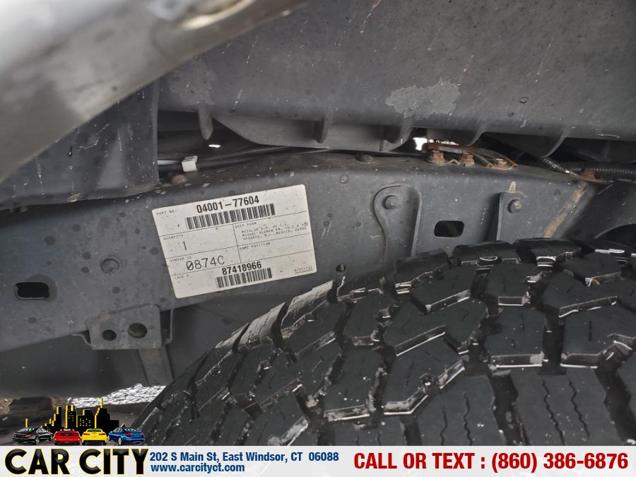 2009 Toyota Tacoma 4WD Double LB V6 AT, available for sale in East Windsor, Connecticut | Car City LLC. East Windsor, Connecticut 2009 Toyota Tacoma 4WD Double LB V6 AT, available for sale in East Windsor, Connecticut | Car City LLC. East Windsor, Connecticut