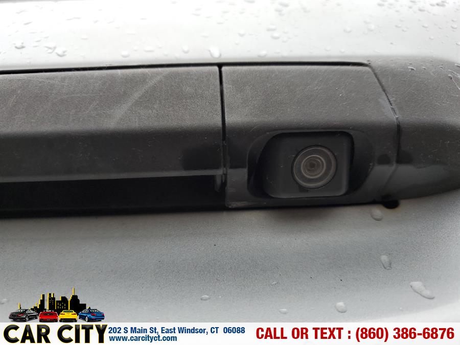 2009 Toyota Tacoma 4WD Double LB V6 AT, available for sale in East Windsor, Connecticut | Car City LLC. East Windsor, Connecticut 2009 Toyota Tacoma 4WD Double LB V6 AT, available for sale in East Windsor, Connecticut | Car City LLC. East Windsor, Connecticut