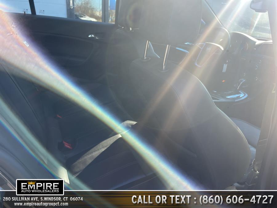 Used Buick Regal 4dr Sdn CXL Turbo TO4 (Russelsheim) *Ltd Avail* 2011 | Empire Auto Wholesalers. S.Windsor, Connecticut Used Buick Regal 4dr Sdn CXL Turbo TO4 (Russelsheim) *Ltd Avail* 2011 | Empire Auto Wholesalers. S.Windsor, Connecticut