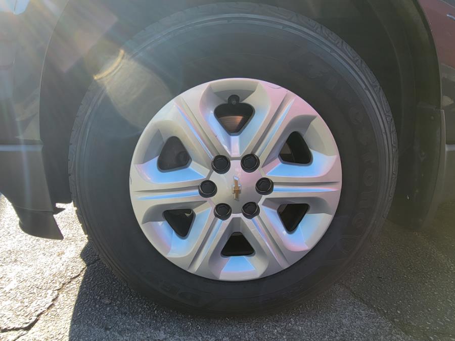 Used Chevrolet Traverse AWD 4dr LS 2011 | Eugen's Auto Sales & Repairs. Philadelphia, Pennsylvania Used Chevrolet Traverse AWD 4dr LS 2011 | Eugen's Auto Sales & Repairs. Philadelphia, Pennsylvania