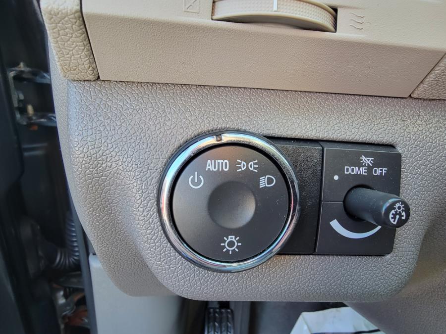 Used Chevrolet Traverse AWD 4dr LS 2011 | Eugen's Auto Sales & Repairs. Philadelphia, Pennsylvania Used Chevrolet Traverse AWD 4dr LS 2011 | Eugen's Auto Sales & Repairs. Philadelphia, Pennsylvania