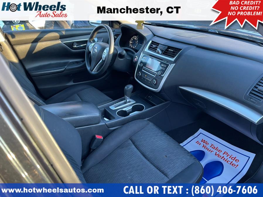 Used Nissan Altima 4dr Sdn I4 2.5 S 2016 | Hot Wheels Auto Sales LLC. Manchester, Connecticut Used Nissan Altima 4dr Sdn I4 2.5 S 2016 | Hot Wheels Auto Sales LLC. Manchester, Connecticut