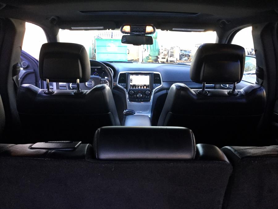 2015 Jeep Grand Cherokee 4WD 4dr Laredo, available for sale in Plantsville, Connecticut | L&S Automotive LLC. Plantsville, Connecticut 2015 Jeep Grand Cherokee 4WD 4dr Laredo, available for sale in Plantsville, Connecticut | L&S Automotive LLC. Plantsville, Connecticut