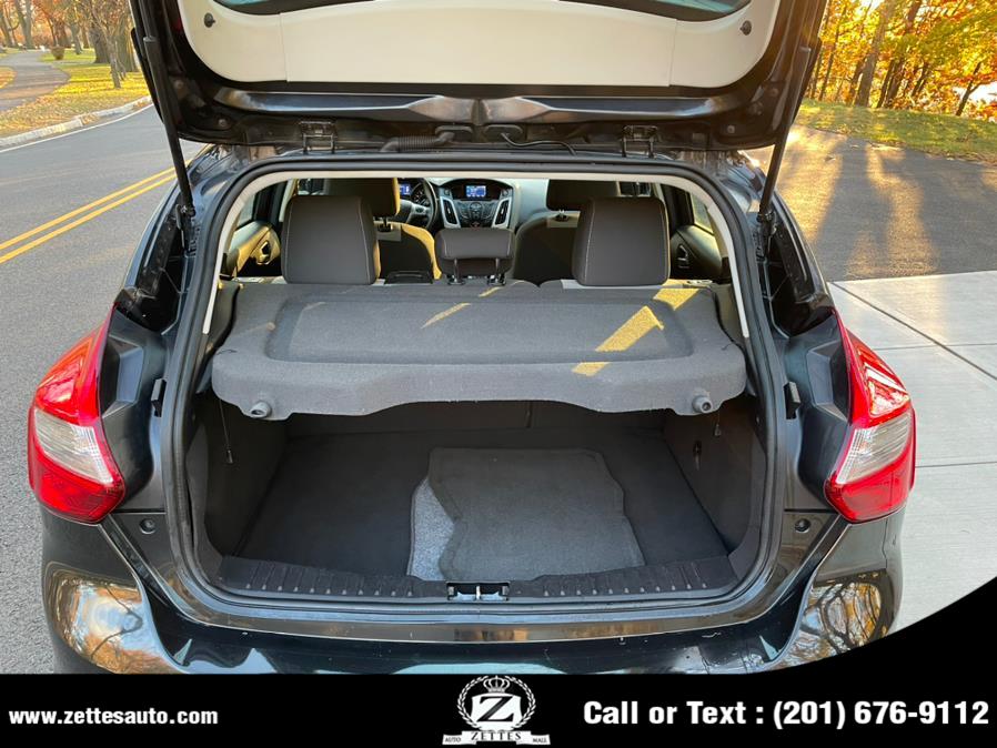 Used Ford Focus 5dr HB SE 2014 | Zettes Auto Mall. Jersey City, New Jersey Used Ford Focus 5dr HB SE 2014 | Zettes Auto Mall. Jersey City, New Jersey