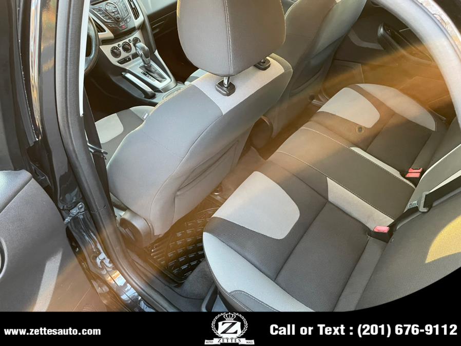 Used Ford Focus 5dr HB SE 2014 | Zettes Auto Mall. Jersey City, New Jersey Used Ford Focus 5dr HB SE 2014 | Zettes Auto Mall. Jersey City, New Jersey
