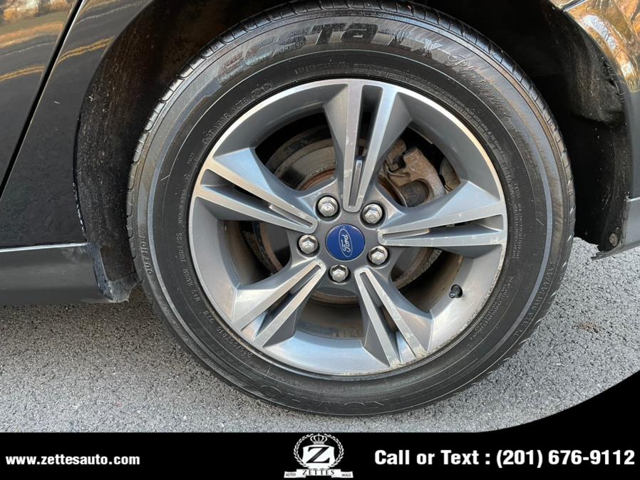 Used Ford Focus 5dr HB SE 2014 | Zettes Auto Mall. Jersey City, New Jersey Used Ford Focus 5dr HB SE 2014 | Zettes Auto Mall. Jersey City, New Jersey