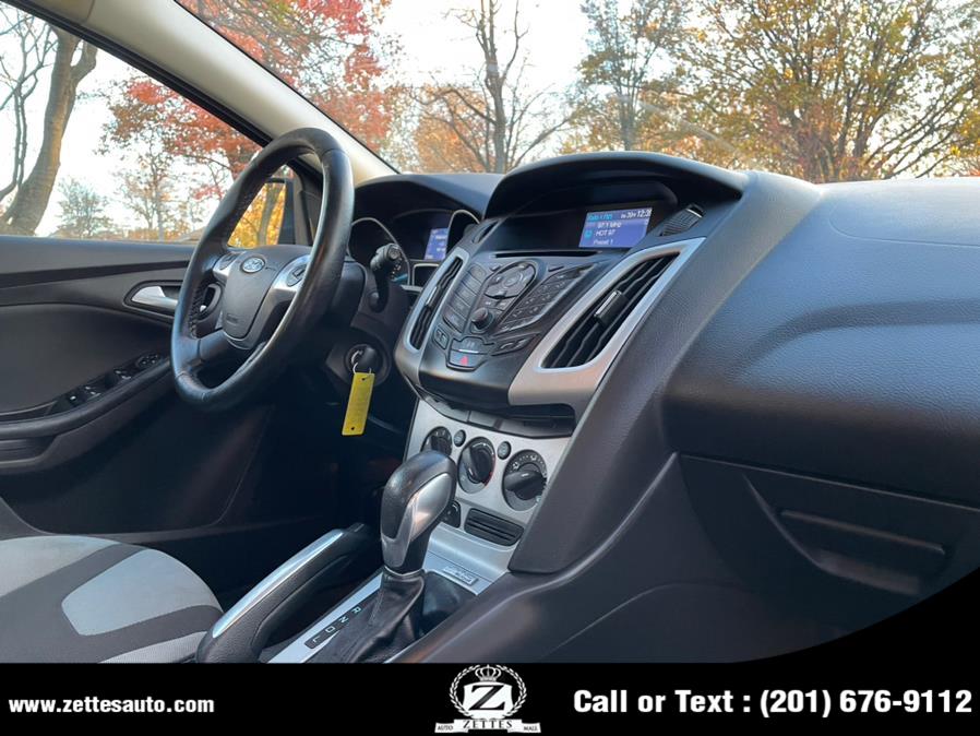 Used Ford Focus 5dr HB SE 2014 | Zettes Auto Mall. Jersey City, New Jersey Used Ford Focus 5dr HB SE 2014 | Zettes Auto Mall. Jersey City, New Jersey