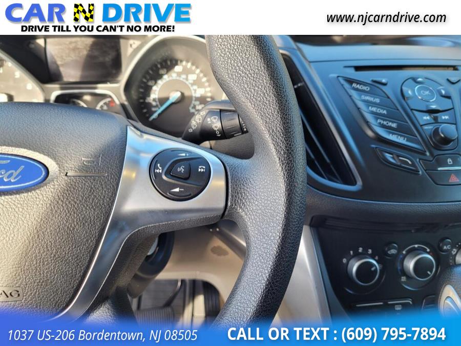 2015 Ford Escape SE 4WD, available for sale in Bordentown, New Jersey | Car N Drive. Bordentown, New Jersey 2015 Ford Escape SE 4WD, available for sale in Bordentown, New Jersey | Car N Drive. Bordentown, New Jersey