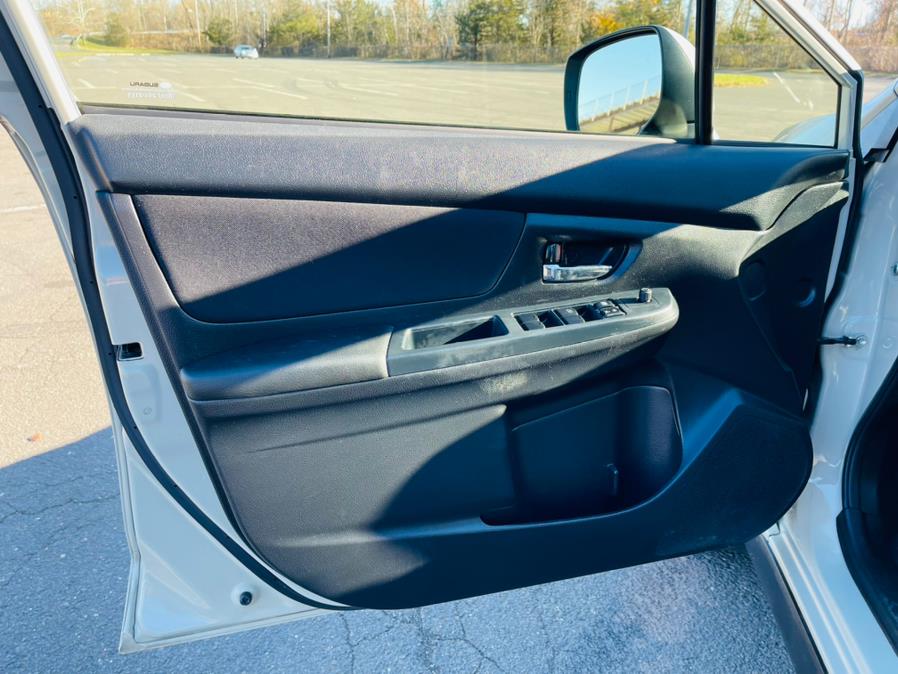 Used Subaru XV Crosstrek 5dr Auto 2.0i Premium 2014 | Supreme Automotive. New Britain, Connecticut Used Subaru XV Crosstrek 5dr Auto 2.0i Premium 2014 | Supreme Automotive. New Britain, Connecticut