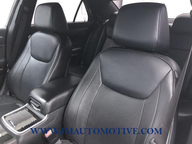 Used Chrysler 300 4dr Sdn 300C AWD 2014 | J&M Automotive Sls&Svc LLC. Naugatuck, Connecticut Used Chrysler 300 4dr Sdn 300C AWD 2014 | J&M Automotive Sls&Svc LLC. Naugatuck, Connecticut