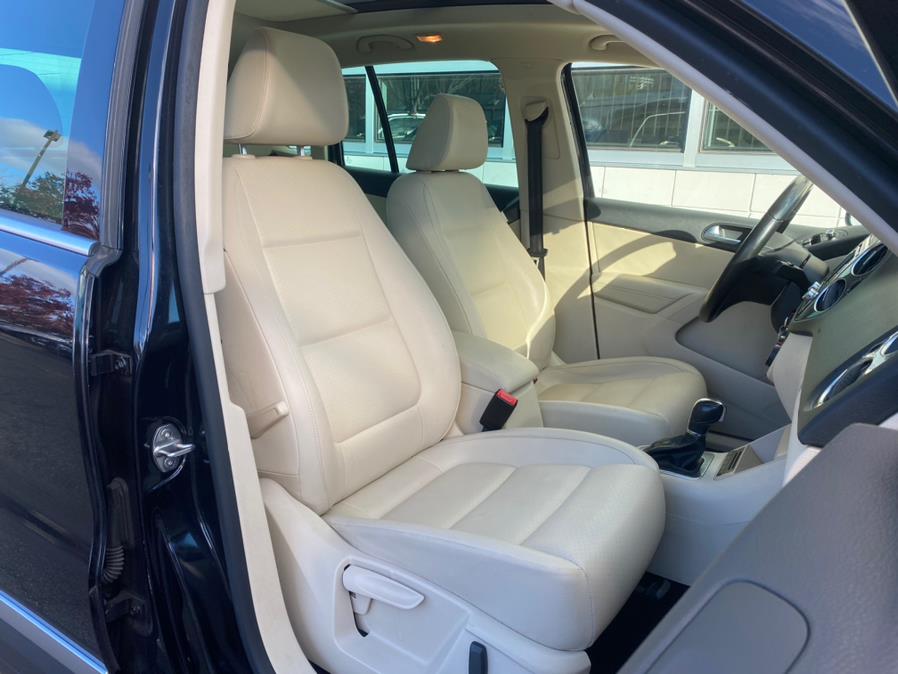 Used Volkswagen Tiguan 4WD 4dr Auto SE 2013 | Apex Westchester Used Vehicles. White Plains, New York Used Volkswagen Tiguan 4WD 4dr Auto SE 2013 | Apex Westchester Used Vehicles. White Plains, New York