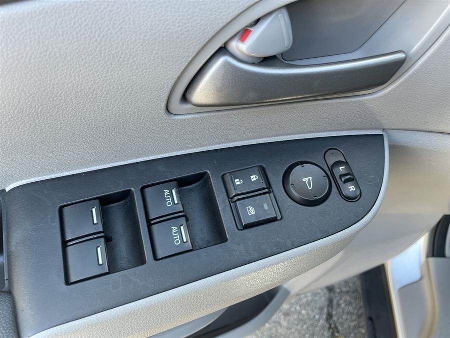 2011 Honda Odyssey 5dr LX, available for sale in Stratford, Connecticut | Wiz Leasing Inc. Stratford, Connecticut 2011 Honda Odyssey 5dr LX, available for sale in Stratford, Connecticut | Wiz Leasing Inc. Stratford, Connecticut