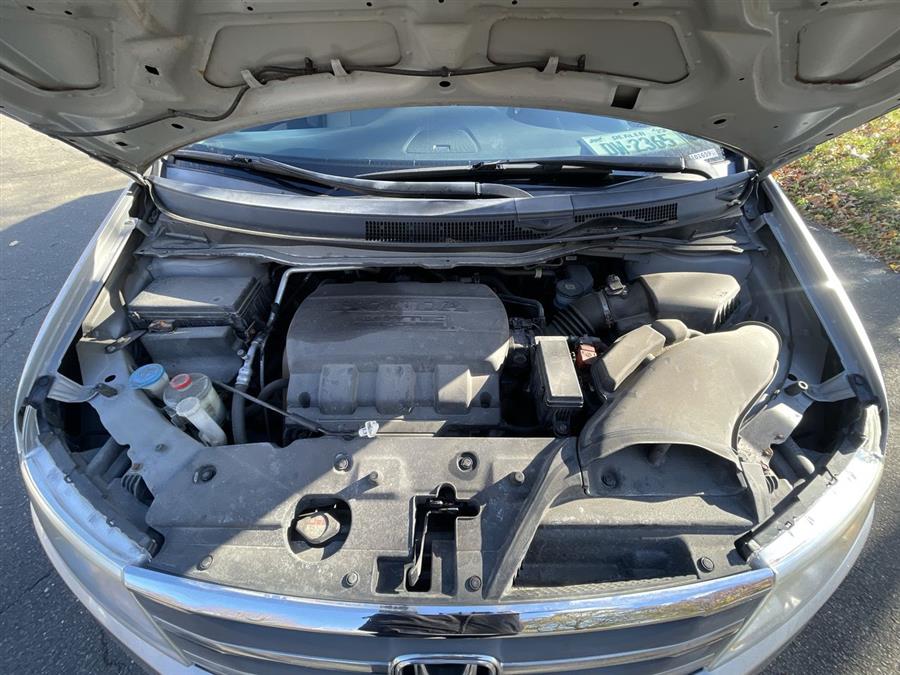 2011 Honda Odyssey 5dr LX, available for sale in Stratford, Connecticut | Wiz Leasing Inc. Stratford, Connecticut 2011 Honda Odyssey 5dr LX, available for sale in Stratford, Connecticut | Wiz Leasing Inc. Stratford, Connecticut