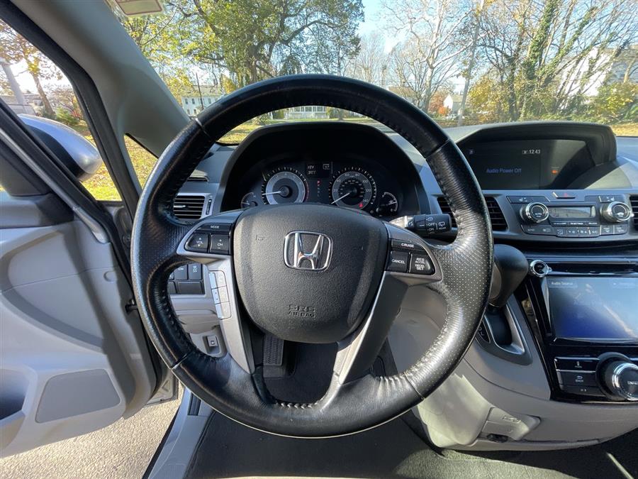 2016 Honda Odyssey 5dr EX-L w/Navi, available for sale in Stratford, Connecticut | Wiz Leasing Inc. Stratford, Connecticut 2016 Honda Odyssey 5dr EX-L w/Navi, available for sale in Stratford, Connecticut | Wiz Leasing Inc. Stratford, Connecticut