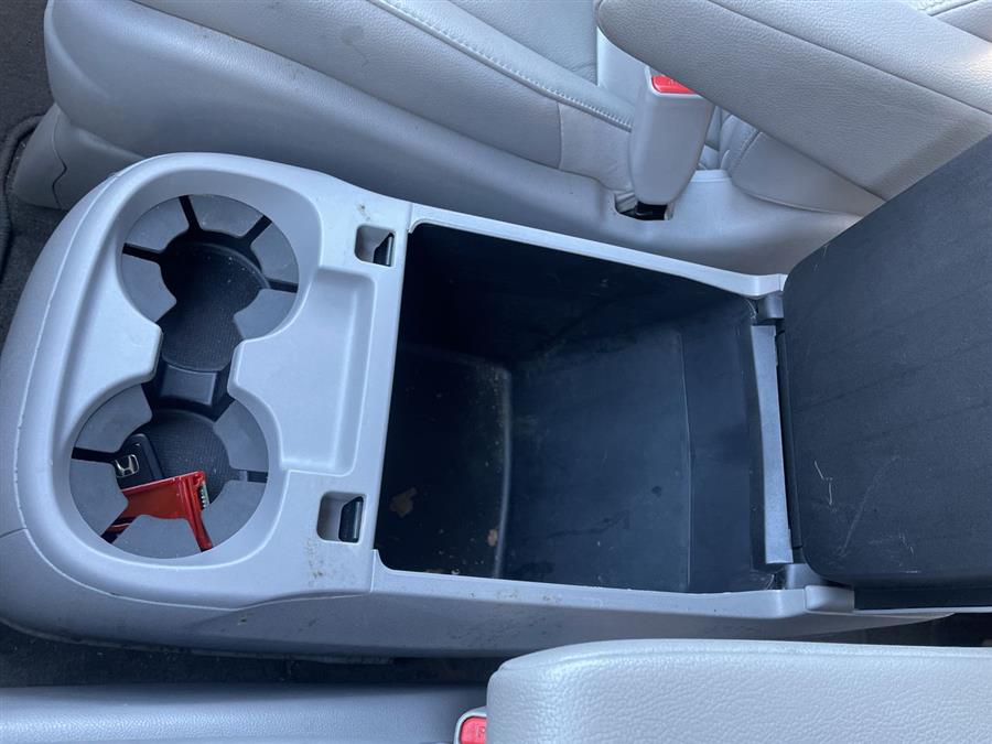 2016 Honda Odyssey 5dr EX-L w/Navi, available for sale in Stratford, Connecticut | Wiz Leasing Inc. Stratford, Connecticut 2016 Honda Odyssey 5dr EX-L w/Navi, available for sale in Stratford, Connecticut | Wiz Leasing Inc. Stratford, Connecticut