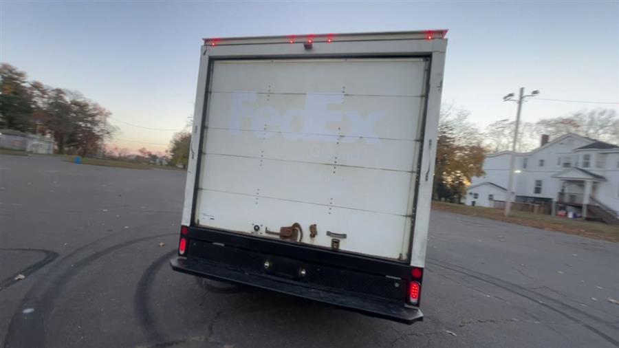2017 GMC Savana Commercial Cutaway 3500 Van 177", available for sale in Stratford, Connecticut | Wiz Leasing Inc. Stratford, Connecticut 2017 GMC Savana Commercial Cutaway 3500 Van 177", available for sale in Stratford, Connecticut | Wiz Leasing Inc. Stratford, Connecticut