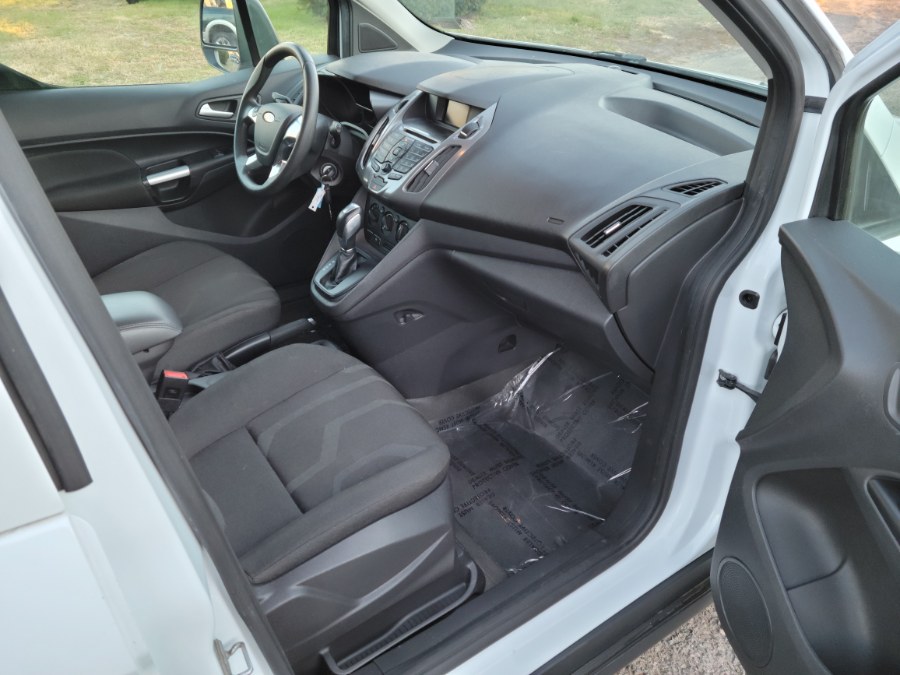 2016 Ford Transit Connect LWB XLT With Roof Rack & Full Shelves, available for sale in East Windsor, Connecticut | Toro Auto. East Windsor, Connecticut 2016 Ford Transit Connect LWB XLT With Roof Rack & Full Shelves, available for sale in East Windsor, Connecticut | Toro Auto. East Windsor, Connecticut