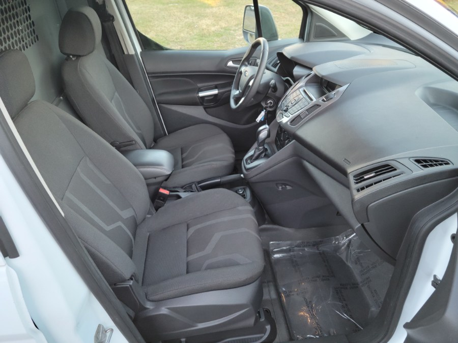 2016 Ford Transit Connect LWB XLT With Roof Rack & Full Shelves, available for sale in East Windsor, Connecticut | Toro Auto. East Windsor, Connecticut 2016 Ford Transit Connect LWB XLT With Roof Rack & Full Shelves, available for sale in East Windsor, Connecticut | Toro Auto. East Windsor, Connecticut