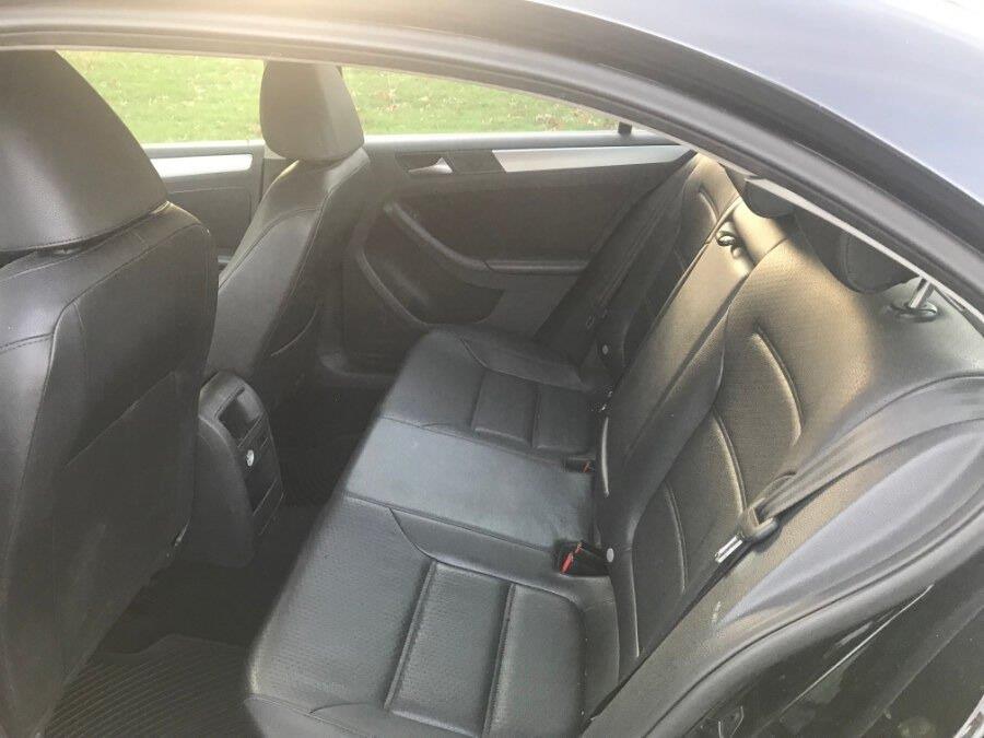 2013 Volkswagen Jetta Sedan 4dr Auto SE PZEV, available for sale in Massapequa, New York | Rite Choice Auto Inc.. Massapequa, New York 2013 Volkswagen Jetta Sedan 4dr Auto SE PZEV, available for sale in Massapequa, New York | Rite Choice Auto Inc.. Massapequa, New York